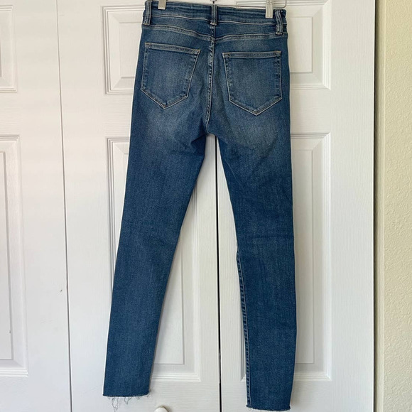 AllSaints Miller Medium Wash Frayed Hem Skinny Ankle Jeans, Size 26 🗣 - Picture 3 of 3